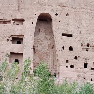 « تمدّنها آنگاه که با خود بیگانه شوند با دیگری نیز بیگانه میشوند، زیرا تنها کسانی میتوانند دیگری را دریابند که خود را دریافته باشند.»