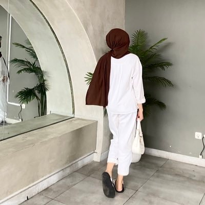 1amvirgo's profile picture. mau liat apa?