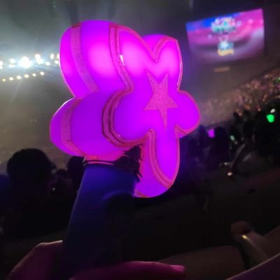 Bini. 💚🐺💙🐶. Girls' Generation. TaeYeon. Music. PPop. KPop
SONE 🤝 BLOOM
INFP-T