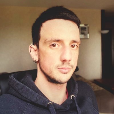 antoinelrk's profile picture. 31yo • Fullstack developer 💻 who loves cats, nature and streetfood 🐈‍⬛🌿🍜 • Poker player ♣️