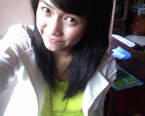 vingkabetha's profile picture. XXX | الحمد لله | Vans | #YNWA | Gowes | A true mood maker, Piano evangelist, Agent of happiness.