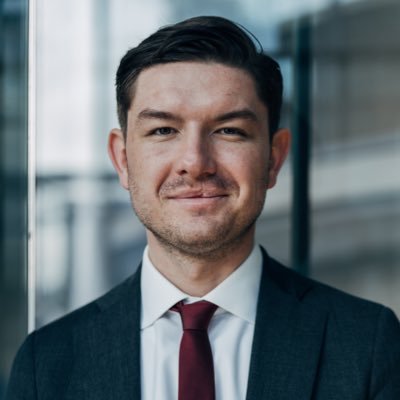 Antreten. Für unsere Zukunft.
🏡 Neumarkt | ⚽️ FCN
💛 Stellvertretender Landesvorsitzender @fdpbay
🪖 Verteidigung
🏛️ MdB 20. Wahlperiode