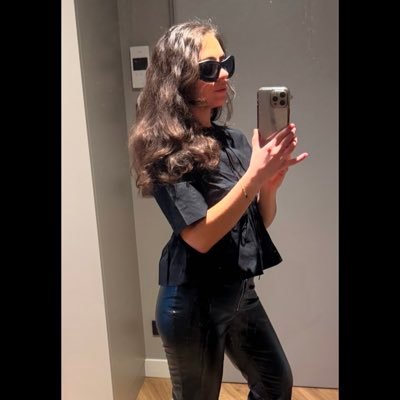 NadiaDiosmia's profile picture. know thyself 🪞