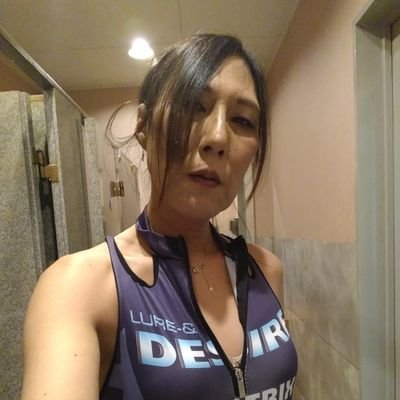 熟女装のひづきです。これから色々呟いていこうと思ってまーす♥️猫大好き💕ドライブ大好き💕誰か連れてって🎵