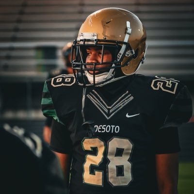 God First | Class of 2028 | Inside Linebacker Desoto High School (tx) | 6’0 180 | 4.56 GPA | email:Cason.avery2@gmail.com