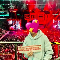 aj (@ajdcrx) 's Twitter Profile