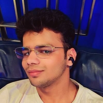 warlordspy's profile picture. I’m a UI/UX aspirant and Web Designer.
#GraphicDesigner

AGÁPĒ (19)
Omnist, Hodophile, Pistanthrophobiac, Melophile & Autophile