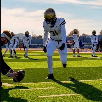 Harold L. Richards Class of 27 GPA 3.5 6’1 175 lbs Defender ⚽️ Kicker/Punter 🏈 sanchezanthony2027@gmail.com
