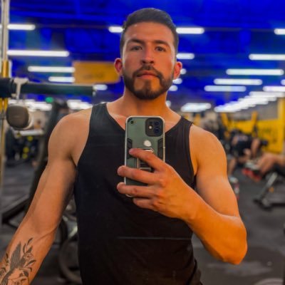 https://t.co/Aqg4VaeM7V  No quiero vivir con sabor a poco, no quiero morir sin volverme loco. Síganme en Instagram; @rodrigogonzaloggff