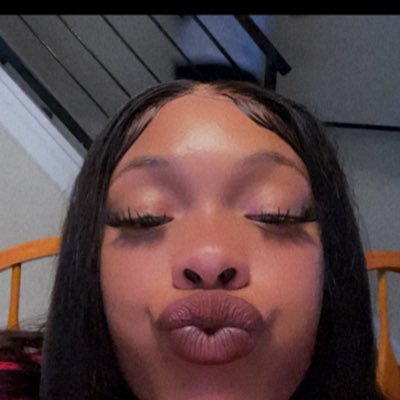 HELLO WHORES Profile