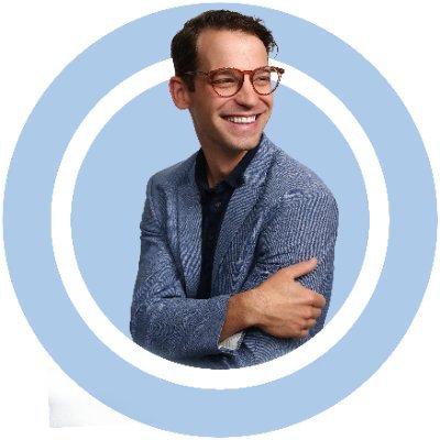 strategy. content. nerdy stuff. life. hodgepodge. #bondtwitter. avid smiler.