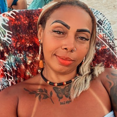 carioca🏖️ canceriana ogra♋️ ama pets🐶🐈🐈⬛ adora conhecer lugares🍃 amante da liberdade🌿🦋✨🌿