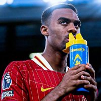 LB ✨ (@lfc_lb_) 's Twitter Profile