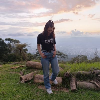 NeiCastell's profile picture. Abogada de la vida. En constante formación. Magister en Dcho. Público y Esp. en Dcho Laboral y de la SS.