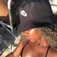 V🍯 (@_anjasafada) 's Twitter Profile