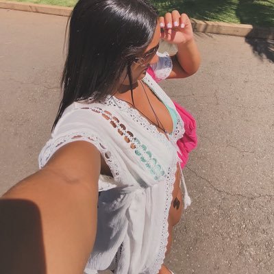 Deixe pra trás o que não te leva pra frente.😗