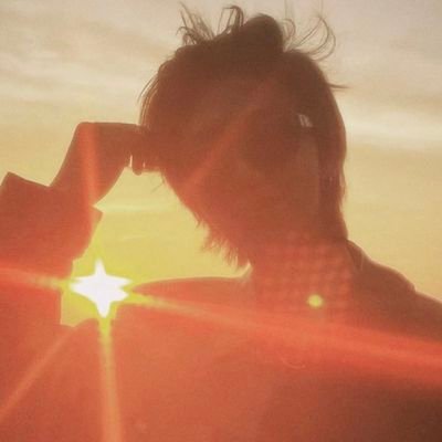 wwwwside's profile picture. me gusta el kpop ✨️
• BTS ; my magic shop & my safe place • ATZ ; deep in my heart, deep in my soul • TXT ; Dubaddu wari wari • SVT ; stay here with me