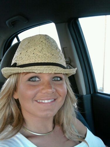 cristina939's profile picture. 