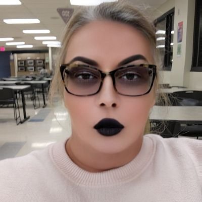 Liz4rchs's profile picture. Lover of God, Family, Friends, Entrepreneurship, and Food and Drink.  here:  https://t.co/lmY5SIT0xn…