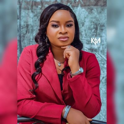 Producer & Presenter, Kakaaki Social
(8am Mon-Fri on AIT) | Event Host/MC | PR | Serial Volunteer | Period Dignity | FAN of Politics | The Rena ShootUp Conf.