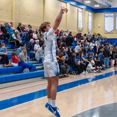 Class of 2027/6’0shooting guard/ Pedro Menendez high school/3.0 gpa/ @rylenmathews4@gmail.com/904-203-9091