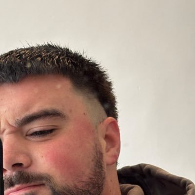 Minibear26's profile picture. belgian boy 🇧🇪 - 29yo  - 🐻   https://t.co/ItDLSXY3ja