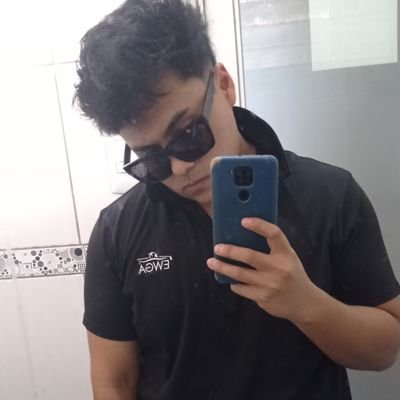 CristopherPaco's profile picture. 100% blanquiazul 💙