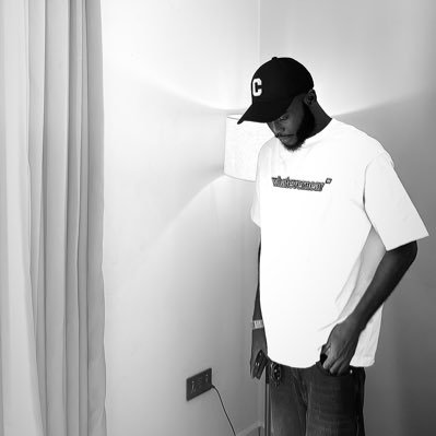 Andrew_Oghenovo's profile picture. medical personnel 🏥|politician 🇳🇬|Academia📚| lover of God⛪️