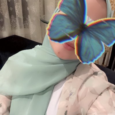 IntanSaput30260's profile picture. 