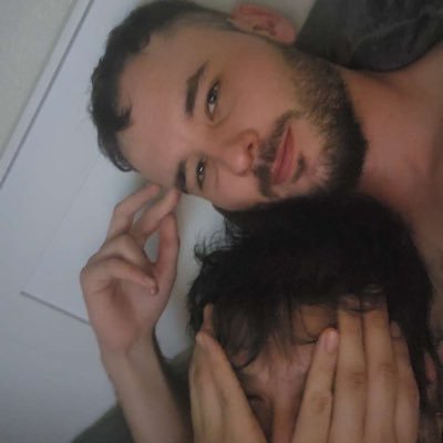 Lumulunok | 27 yo | 6’4” | ENFJ | Libra ♎️ | 🇵🇭🇺🇸🏳️🌈 | ↕️ Versatile | Nyctophiliac | Former content creator 😝 | Gaymer 🎮 | Unbothered