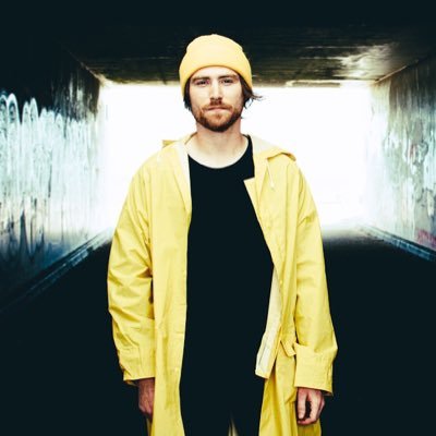 Craig John Davidson is a Scottish Singer /Songwriter/ Producer, Signed Badly Drawn Boy’s One Last Fruit Records / KMK Records (UK).