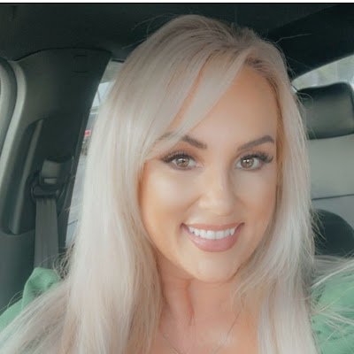 RebeccaMcD9586's profile picture. 