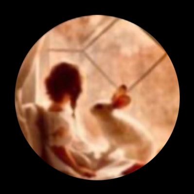 ترانا من طين.. يبللنا المطر و نلين 💕 https://t.co/tpd8Alm6PW