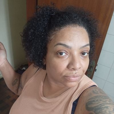 Doutoranda em História PPGH UFRGS
Tutora de aprendizagem Demà Jovem by Renapsi
