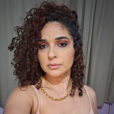 souelainesantos Profile Picture