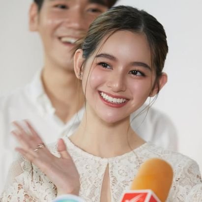 viewjuneekplkrm's profile picture. viewmim forever❤️‍🩹