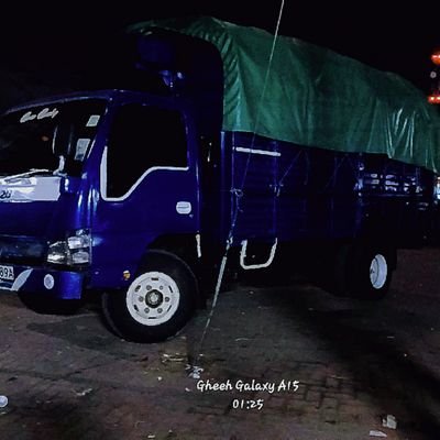 ni_mwangih's profile picture. God dammit
