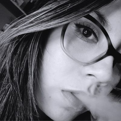 Antes de morir, quiero el cielo.💜🖤
“A mayor rebeldía, mayor libertad, y a mayor libertad, mayor capacidad de amar” ❤️🩹