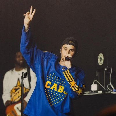 Del CABJ, Belieber, experto en DBZ. Opinador multitemático