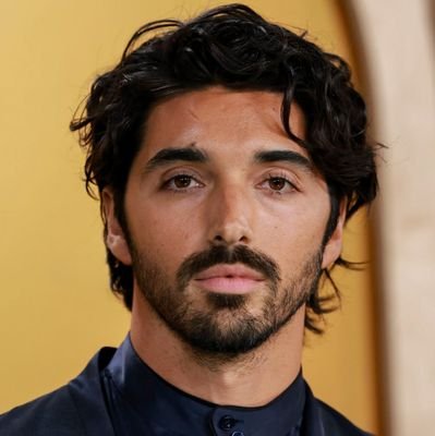 tzpgifs's profile picture. I'm fan account • Gifs of actor Taylor Zakhar Perez • @TheRealTZP

Threads and Tumblr: tzpgifs