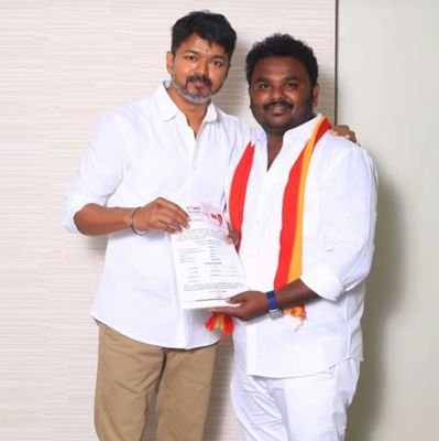 I am vijay fan......