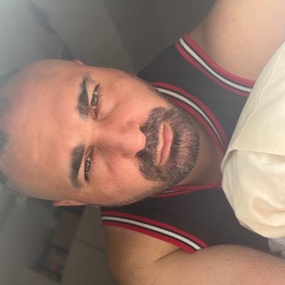 MoeiieffinEliad's profile picture. 