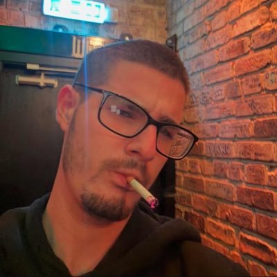 profitbelowzero's profile picture. Pn(L) maxi