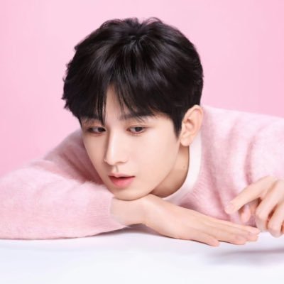 StarKittyKiwi's profile picture. 