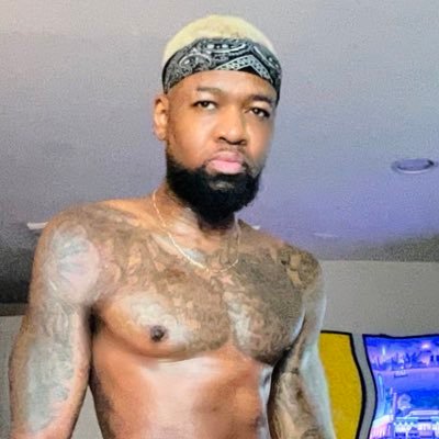 18+ nudity/ Award Winning Adult Film Star Mr.Cali Blatino Oasis Best Top Award 2016/ AVM Noms/ Recording Artist/ Bookings Mistercali.2015@Gmail.com