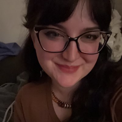 playreptilia's profile picture. cheese pizza lovers unite ✊🏻 she/her