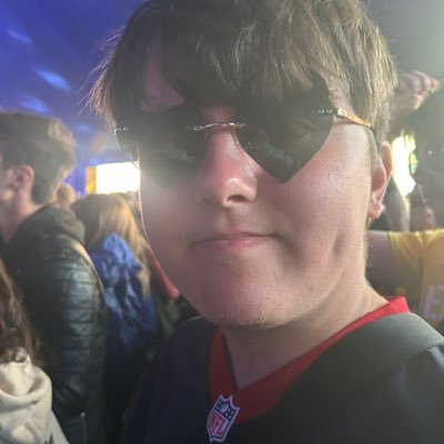 Student journalist. Music writer. Yorkshireman. Leeds and Texans fan. Dylan nerd. Memoriser of obscure footballers. 📧 tywrightjourno@gmail.com