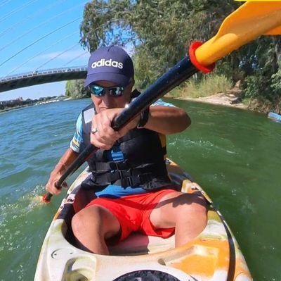 almonazar's profile picture. A mí no se me olvida de donde vengo.
