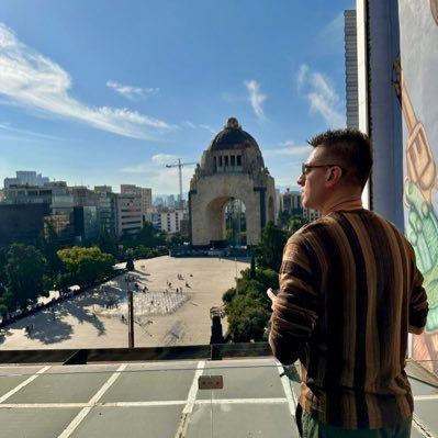 Fran_Cisco1210's profile picture. "Me gusta el viento. No sé por qué, pero cuando camino contra el viento, parece que me borra cosas. Quiero decir: cosas que quiero borrar". 🌲🌬🚶🏻