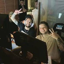 s1mpleszz's profile picture.